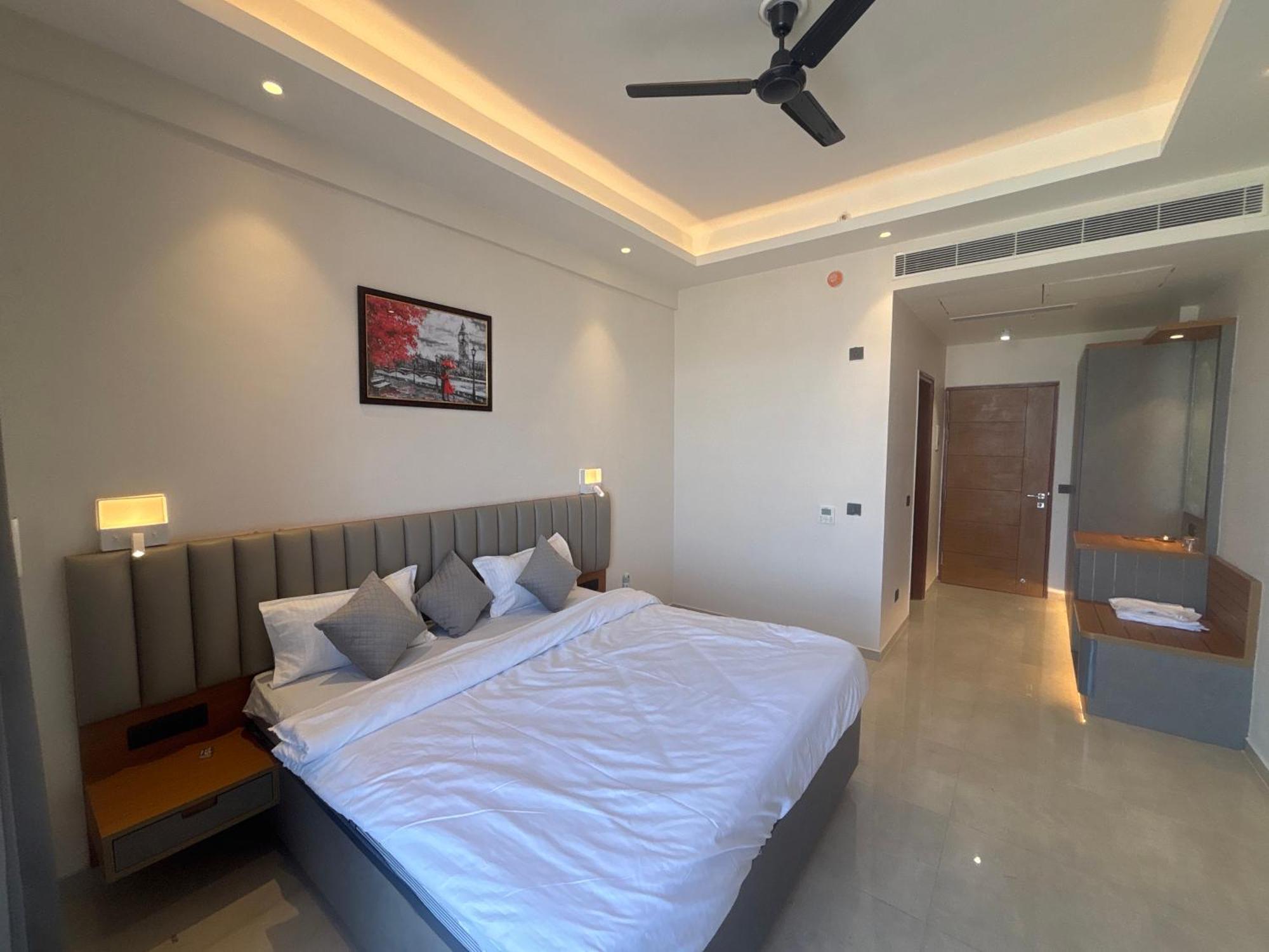 Comfort Hotel 5*