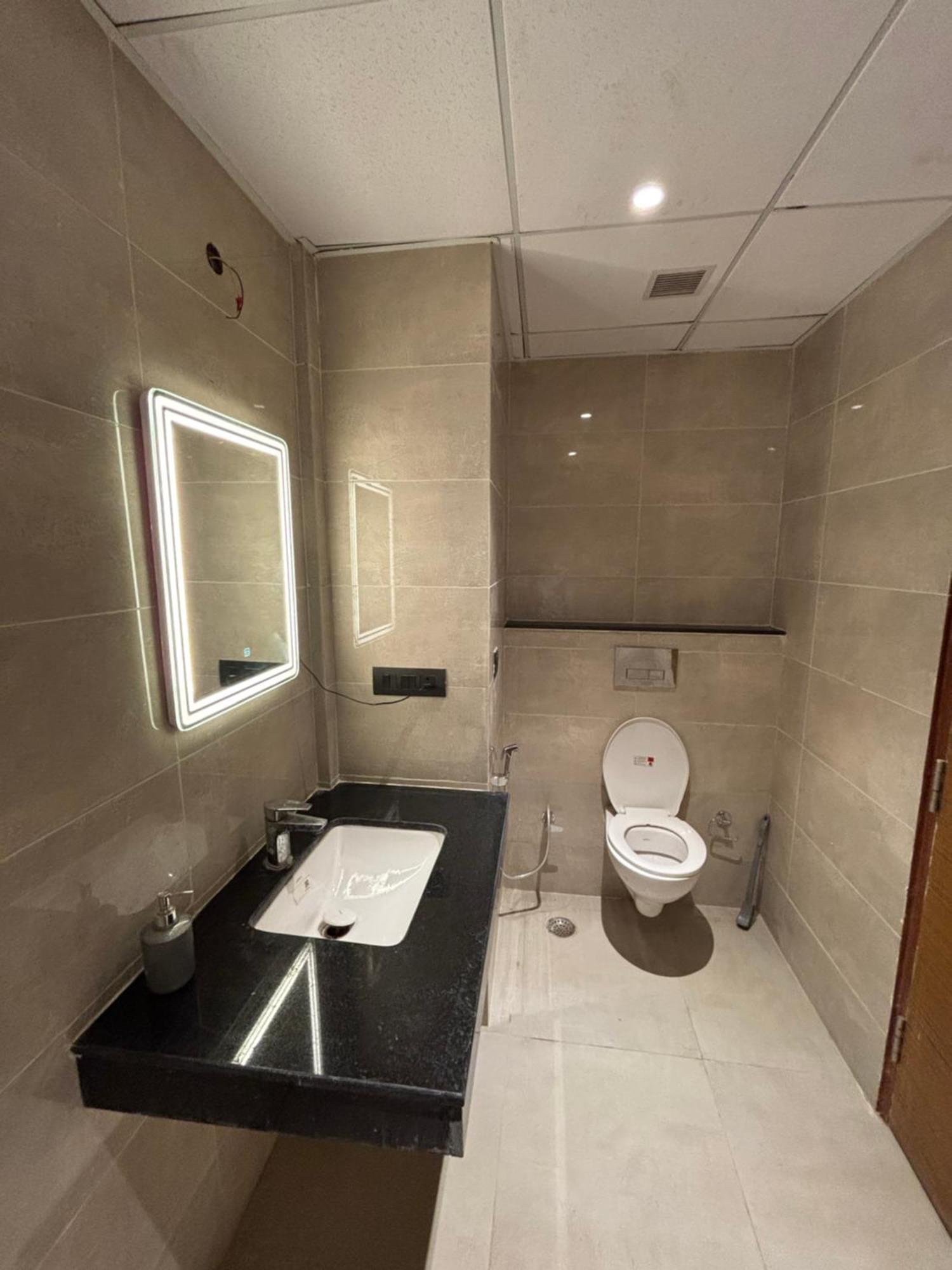 Comfort 5* Lucknow